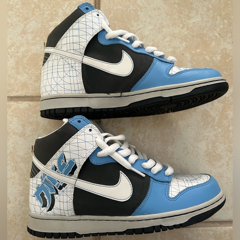 Dunk High GS Japanese graffiti (2009)